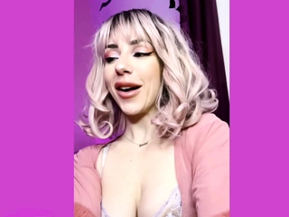 Amateur Big Boobs jerks Big Dick