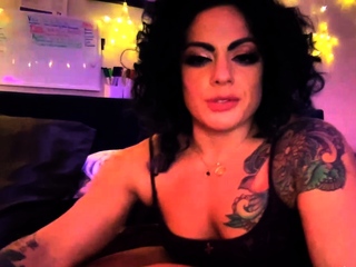 Webcam brunette furios anger masturbation 1
