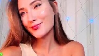 Amateur Webcam Chick Masturbates On Webcam More at