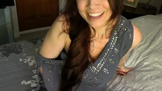 Big boobs milf masturbates with her dildo