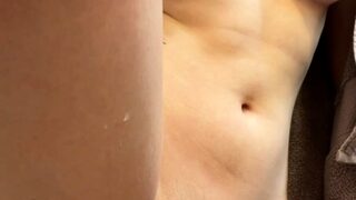 Hot amateur webcam teen masturbates for their fans