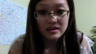 Amateur Asian Webcam Strip Masturbation