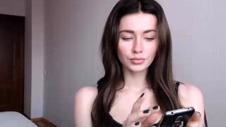 Amateur Webcam Babes Going Solo