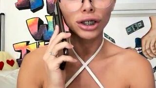 Brunette Solo Webcam Masturbation