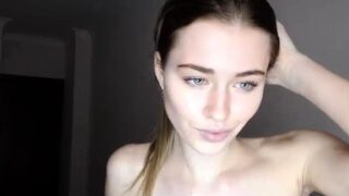 Hot amateur webcam teen masturbates for their fans